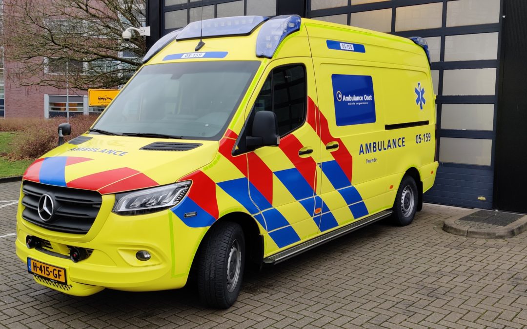 Ambulance Oost (Enschede-Hengelo) besteld weer 27 stuks Escape-Mattress Brancard