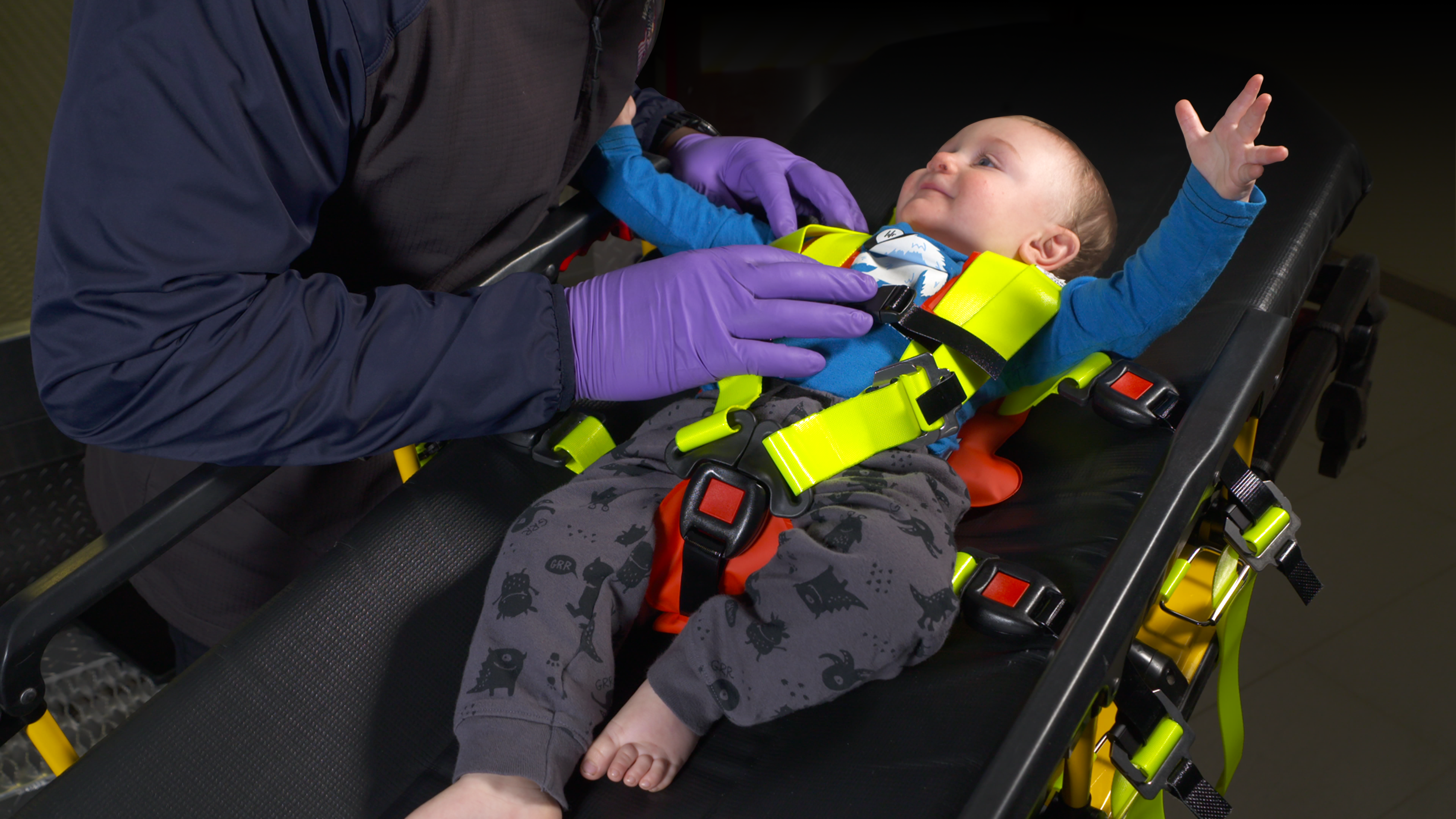 emergency child restraint escape mobility