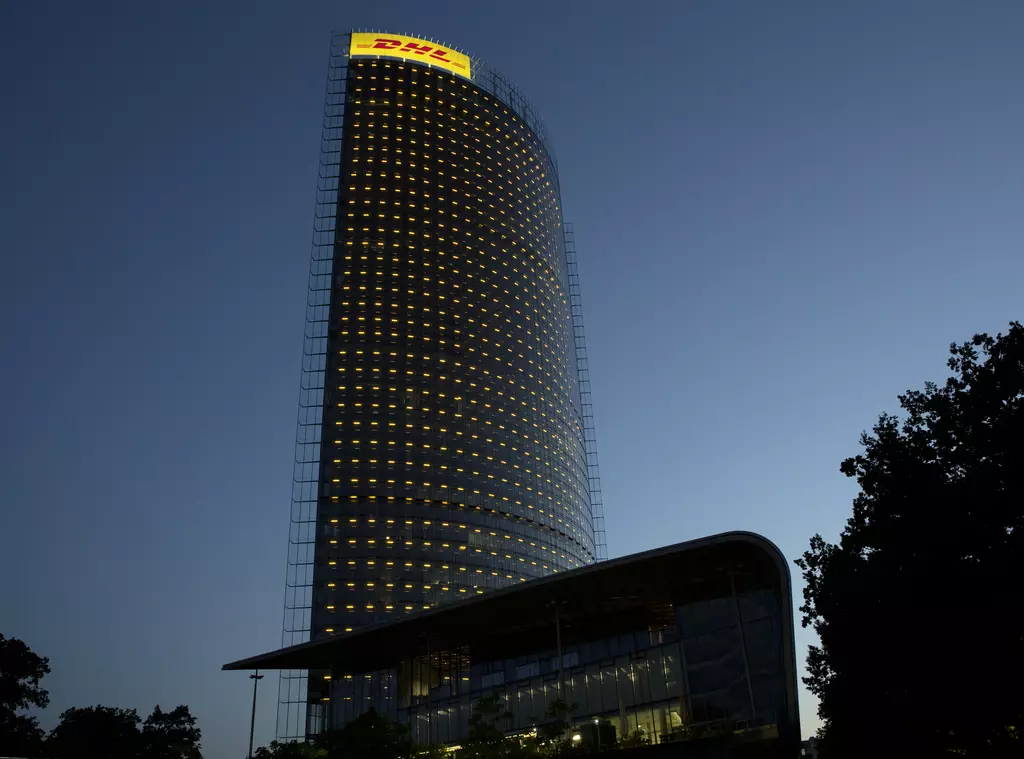 Post Tower in Bonn (Germany) invests in evacuation safety
